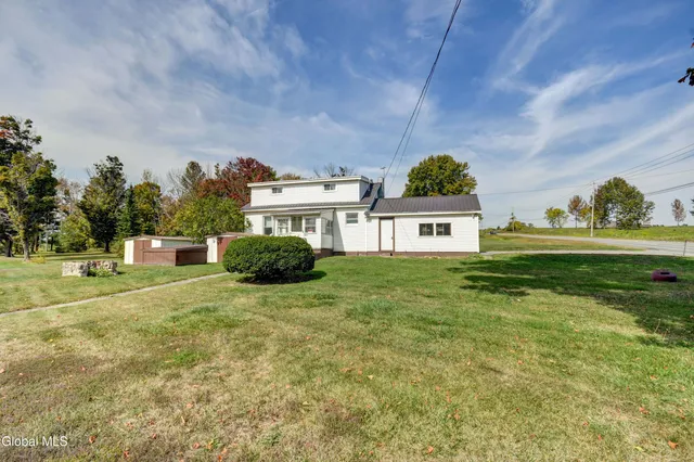 $169,900 | 822 Old Trail Road, Mohawk, NY 12095