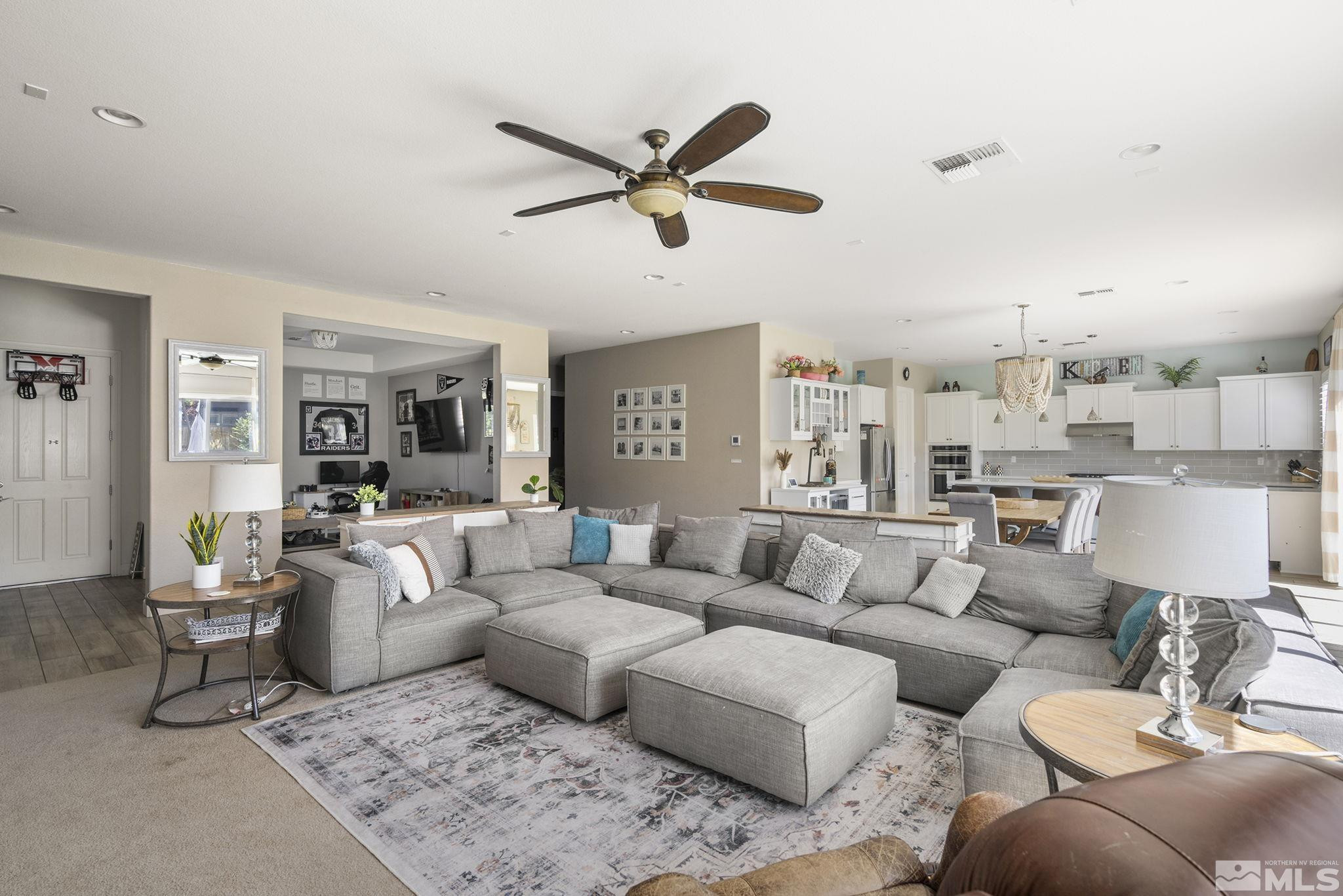 9820 Firefoot Lane Reno, NV 89521 - Photo 5 of 40 a living room with furniture