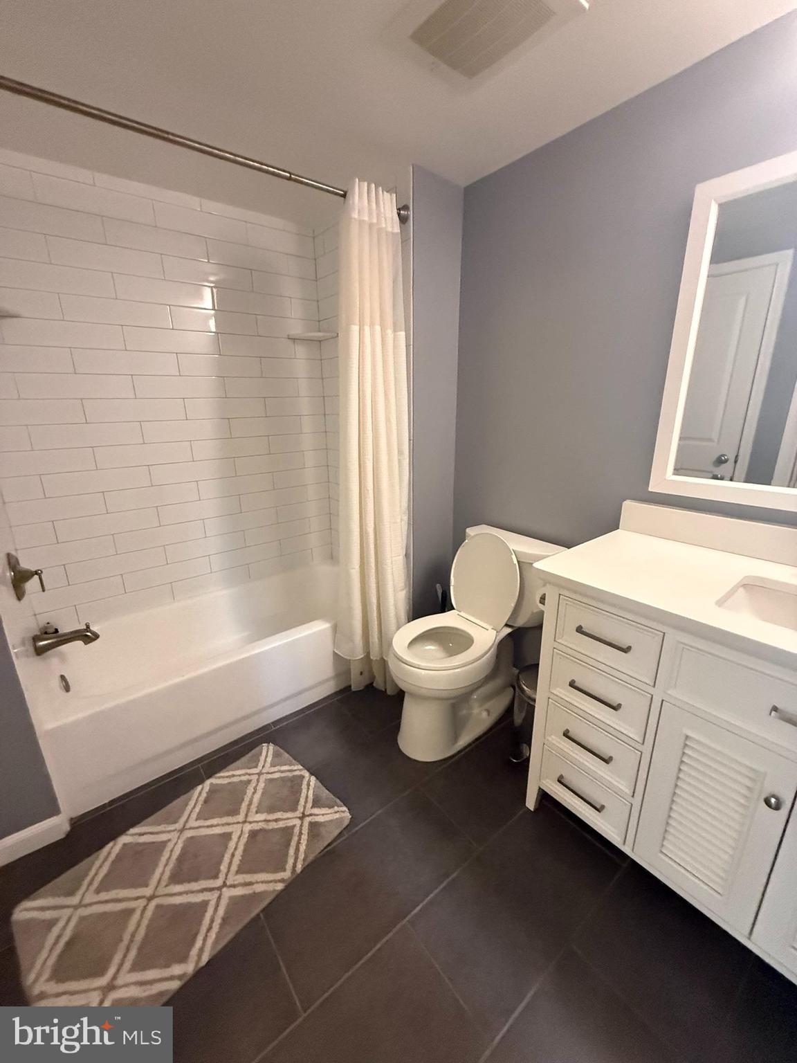 851 North Glebe Road, Unit 621 Arlington, VA 22203 - Photo 7 of 13