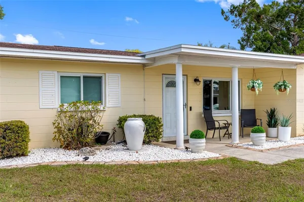 $299,900 | 10911 Freedom Boulevard, Seminole, FL 33772