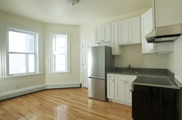 $1,895 | 501 East Broadway, Unit 8, Boston, MA 02127