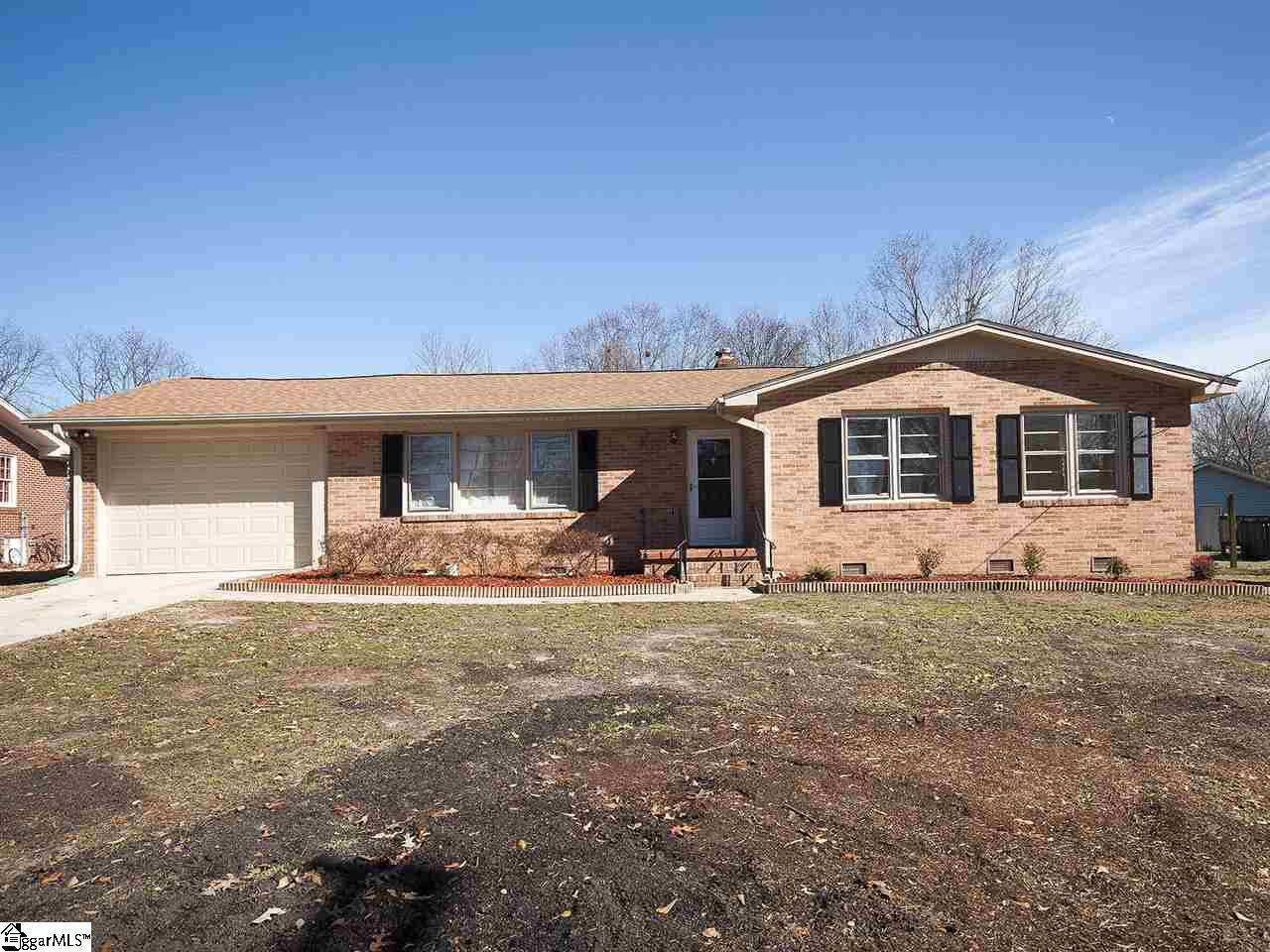 602 Cunningham Road Taylors, SC 29687 - Photo 1 of 33 Gallery Image 1