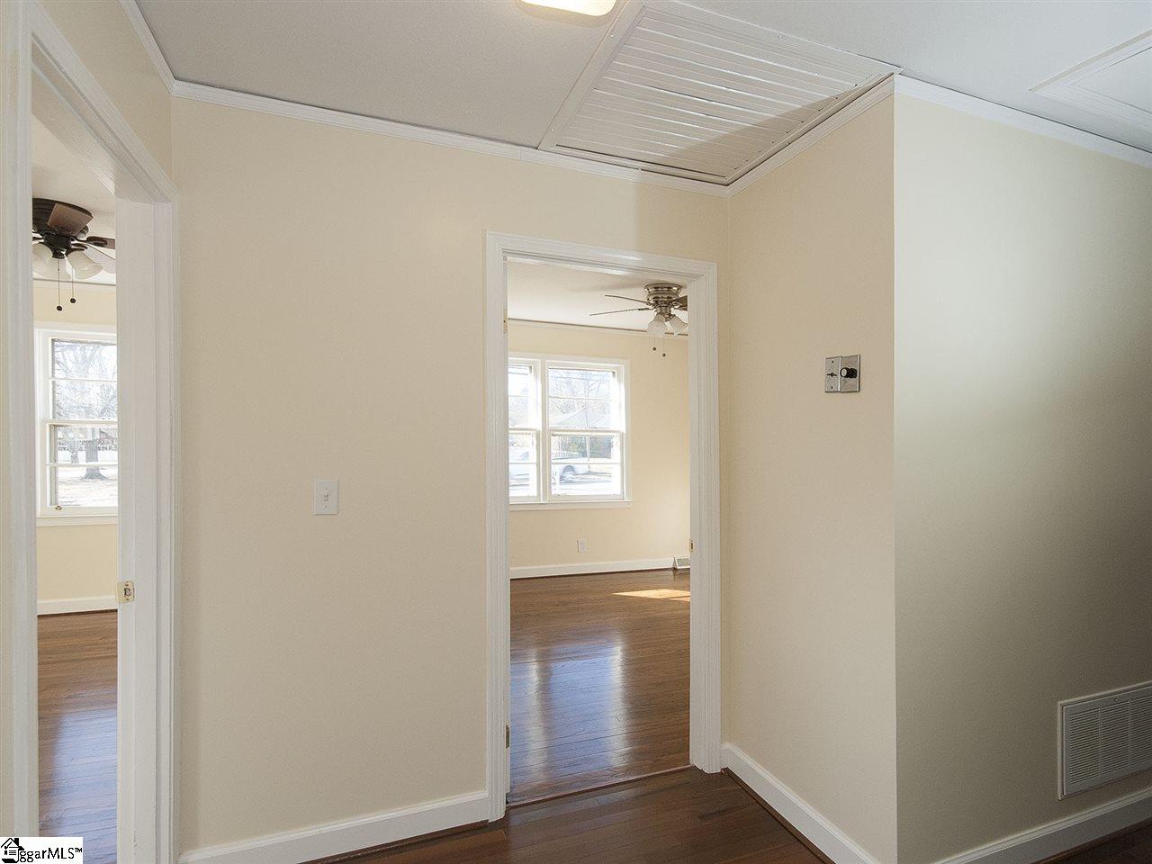 602 Cunningham Road Taylors, SC 29687 - Photo 25 of 33 Gallery Image 25