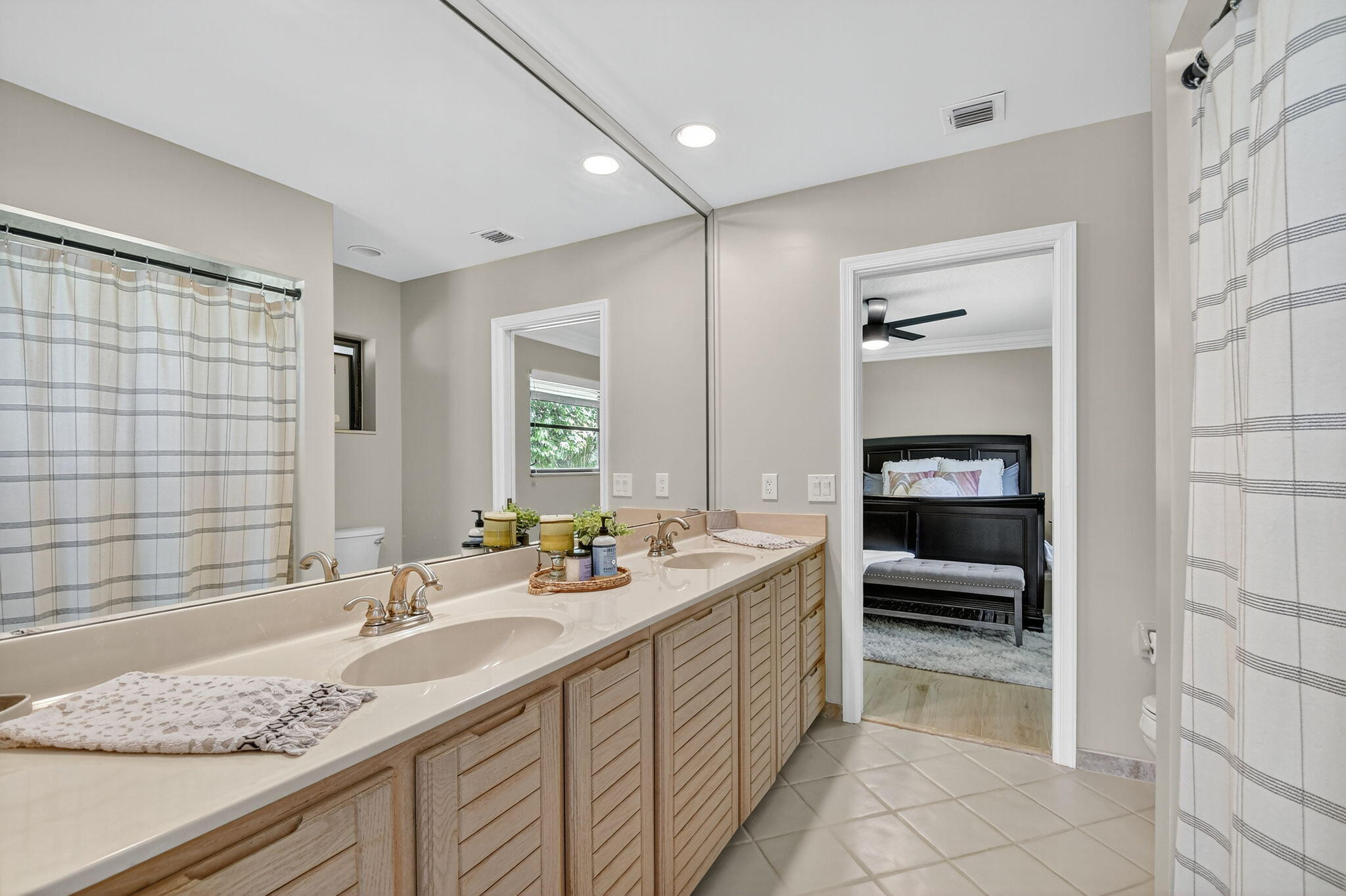 4270 Fox Trace Road Boynton Beach, FL 33436 - Photo 23 of 46 a kitchen with a sink and cabinets