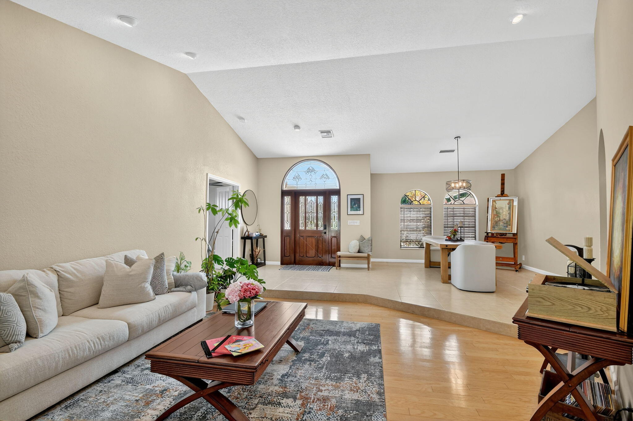 4270 Fox Trace Road Boynton Beach, FL 33436 - Photo 28 of 46 a living room with furniture