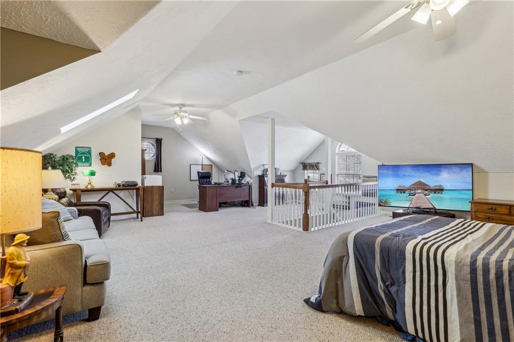 6410 Jefferson Pointe Circle Clairton, PA 15025 - Photo 4 of 49