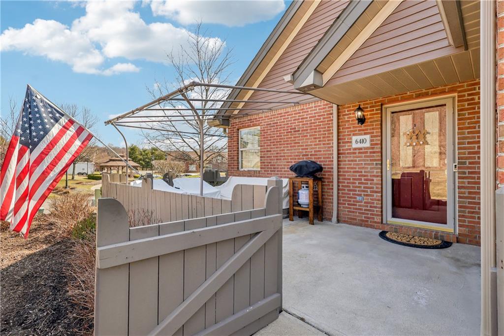 6410 Jefferson Pointe Circle Clairton, PA 15025 - Photo 7 of 49