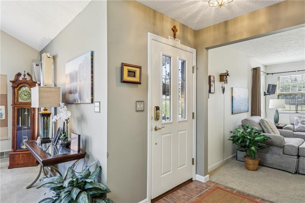 6410 Jefferson Pointe Circle Clairton, PA 15025 - Photo 10 of 49