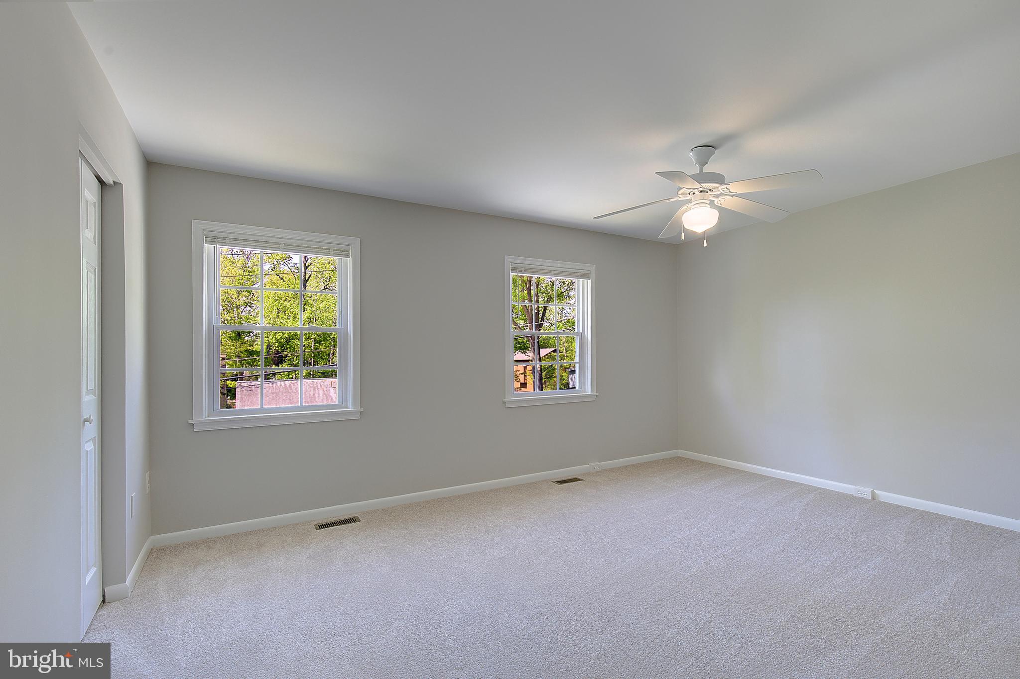 1739 Quantico Road Edgewater, MD 21037 - Photo 14 of 30 Master bedroom on level 2