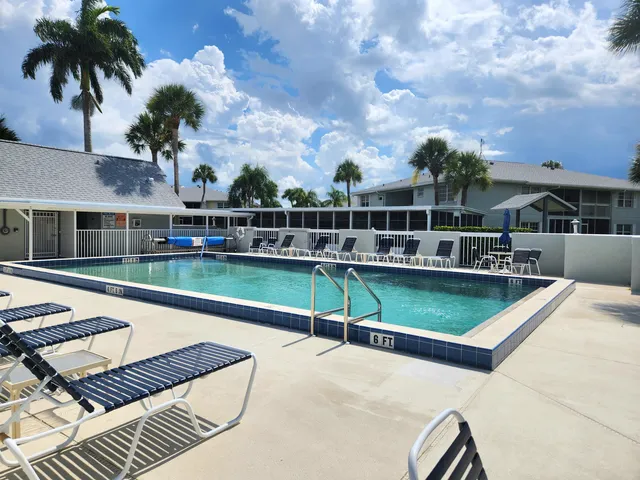 a view of a garden and lake view
