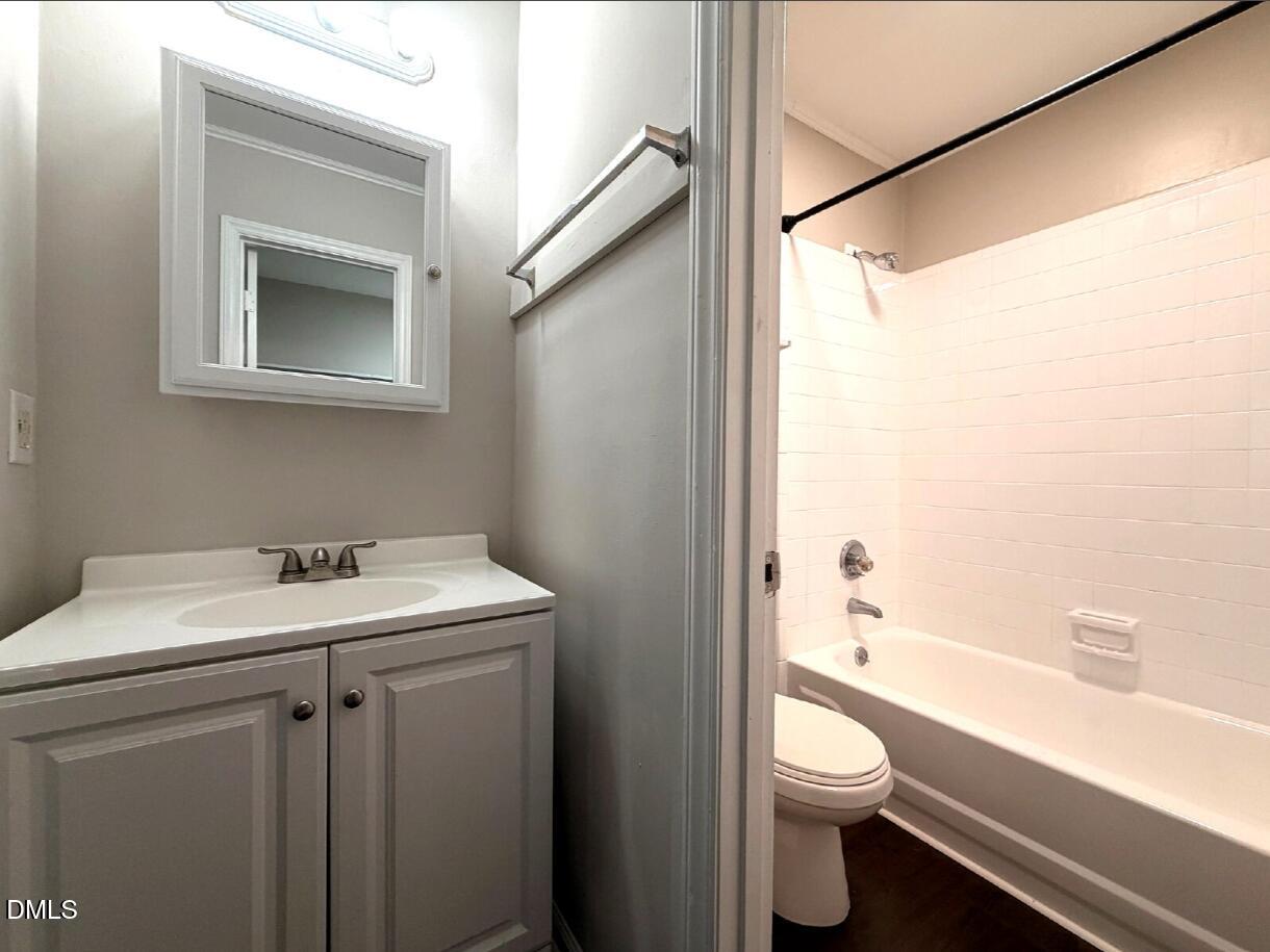 4840 North New Hope Road Raleigh, NC 27604 - Photo 13 of 18 Captura de pantalla 2026-06-19 234113