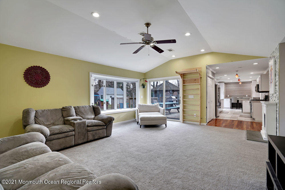23 Lone Oak Road Middletown, NJ 07748 - Photo 18 of 39 020_dsc02753-dsc02757