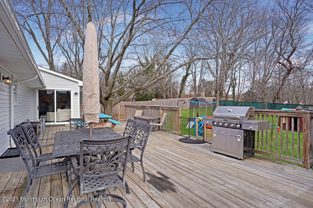23 Lone Oak Road Middletown, NJ 07748 - Photo 34 of 39 036_dsc02638-dsc02642_1