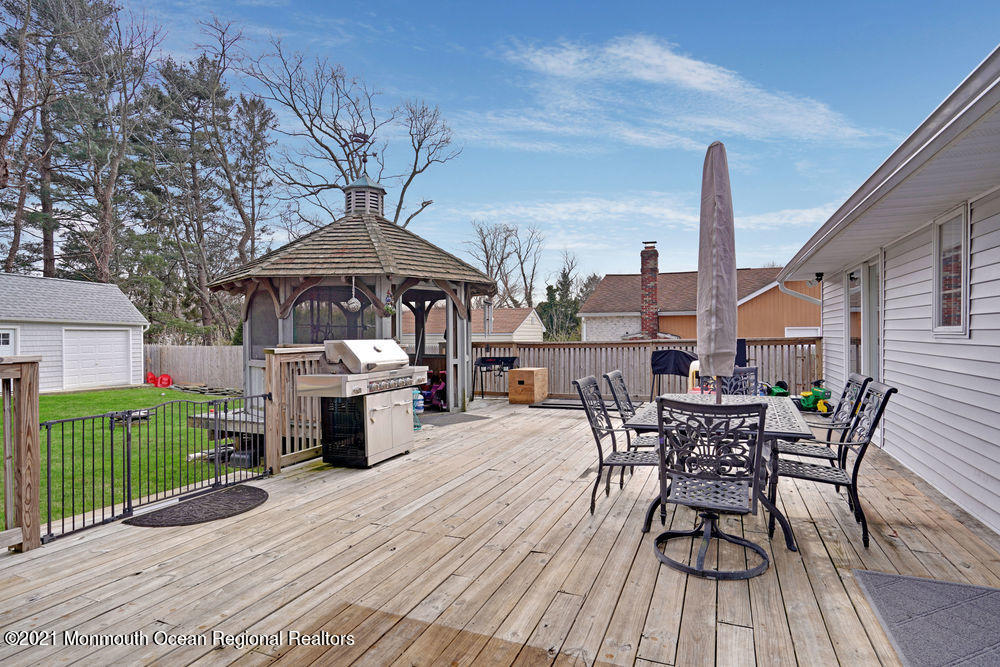 23 Lone Oak Road Middletown, NJ 07748 - Photo 35 of 39 037_dsc02633-dsc02637_1
