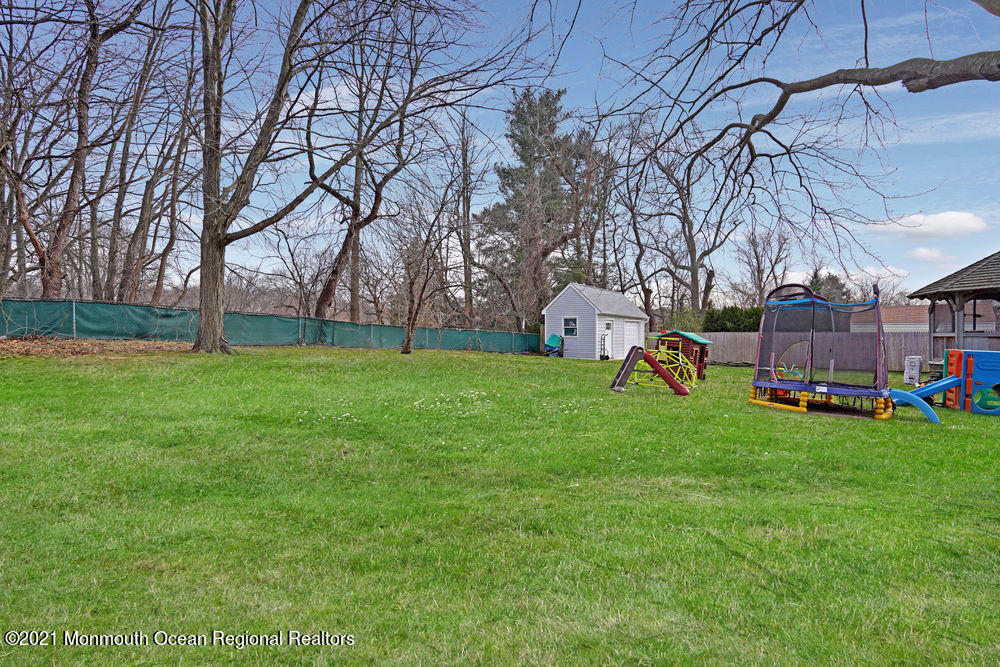 23 Lone Oak Road Middletown, NJ 07748 - Photo 37 of 39 039_dsc02648-dsc02652_1