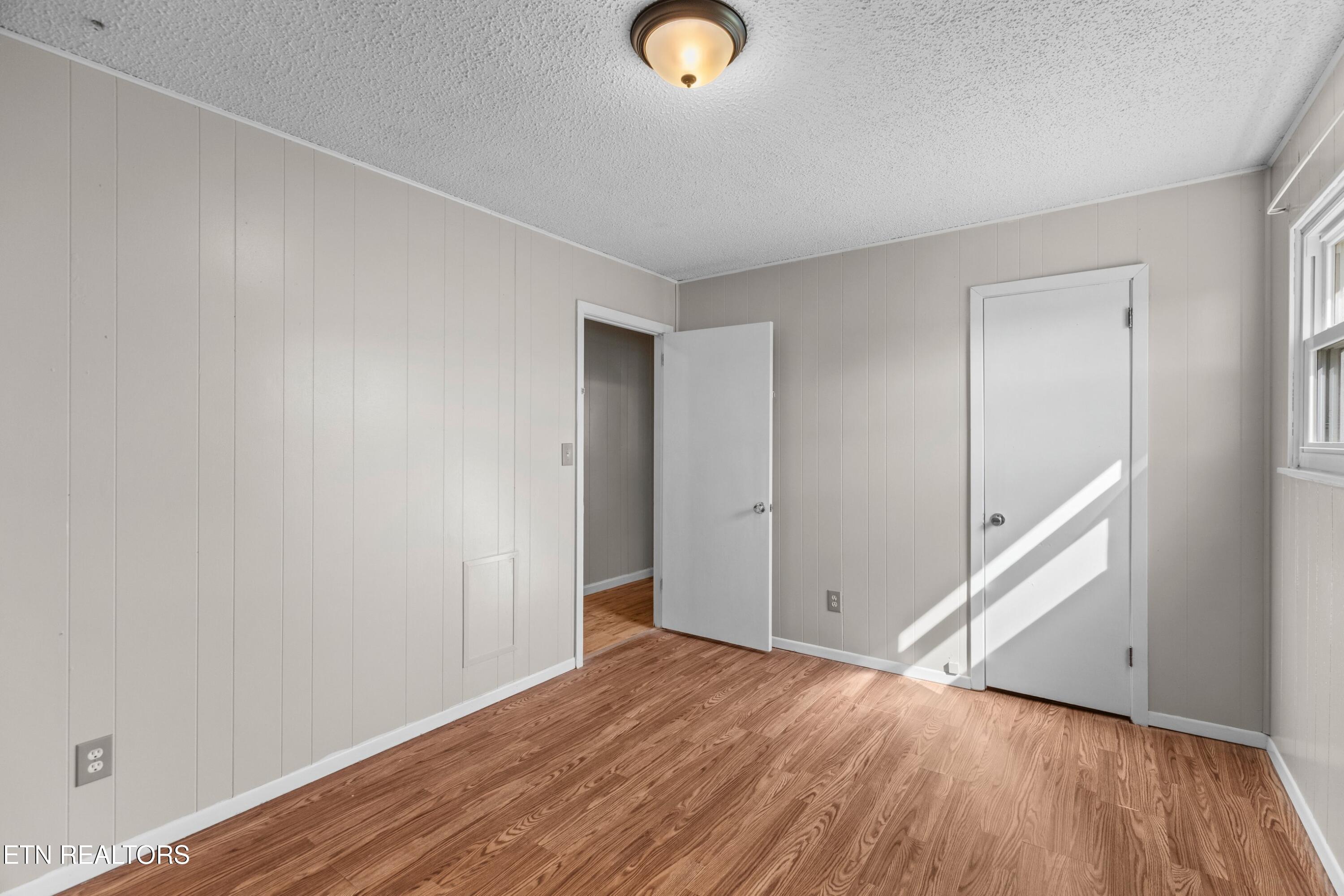 300 Glade Circle Bean Station, TN 37708 - Photo 13 of 37 018-300GladeCircle-BeanStation-TN-37708-