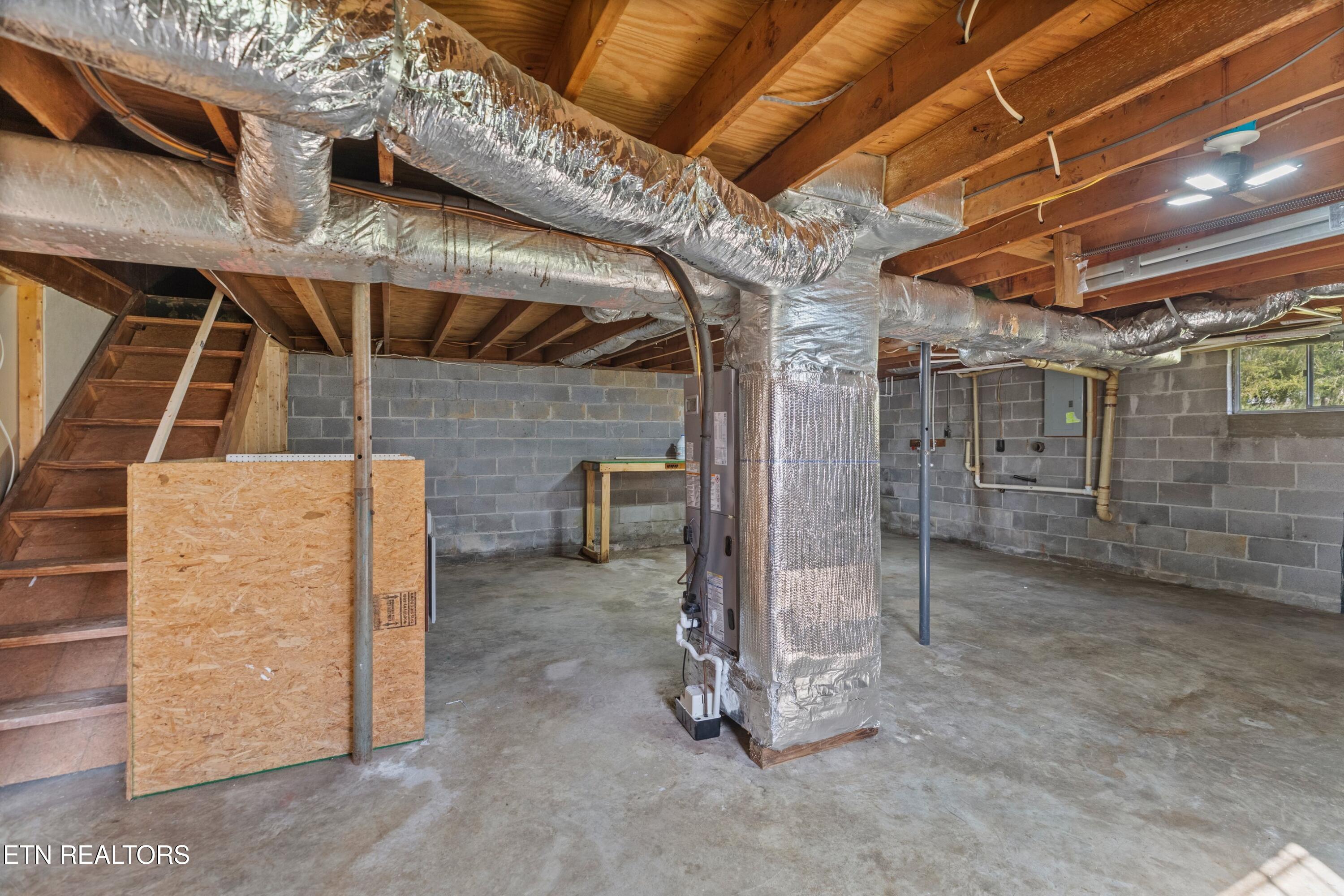 300 Glade Circle Bean Station, TN 37708 - Photo 23 of 37 019-300GladeCircle-BeanStation-TN-37708-