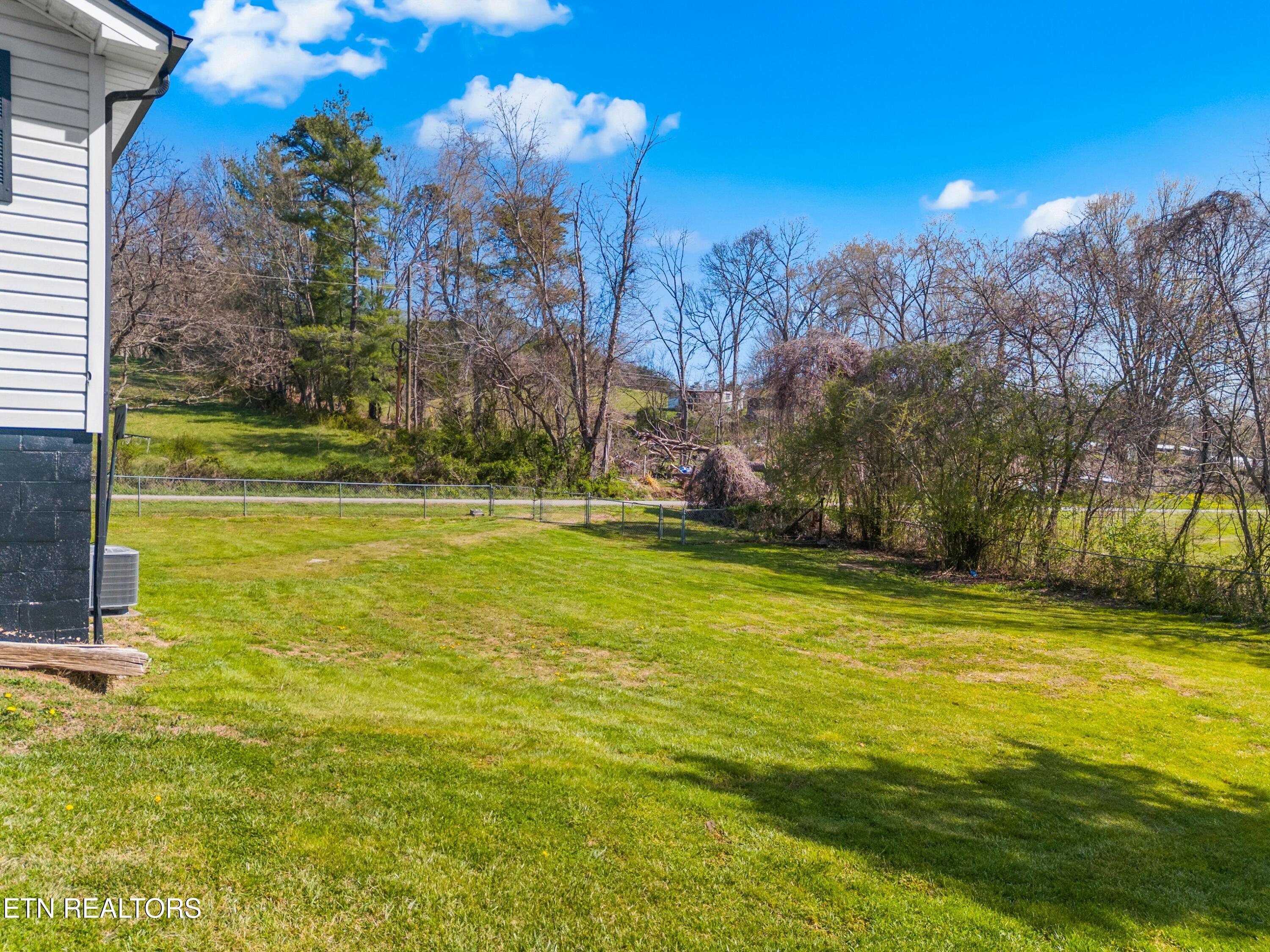 300 Glade Circle Bean Station, TN 37708 - Photo 27 of 37 032-300GladeCircle-BeanStation-TN-37708-