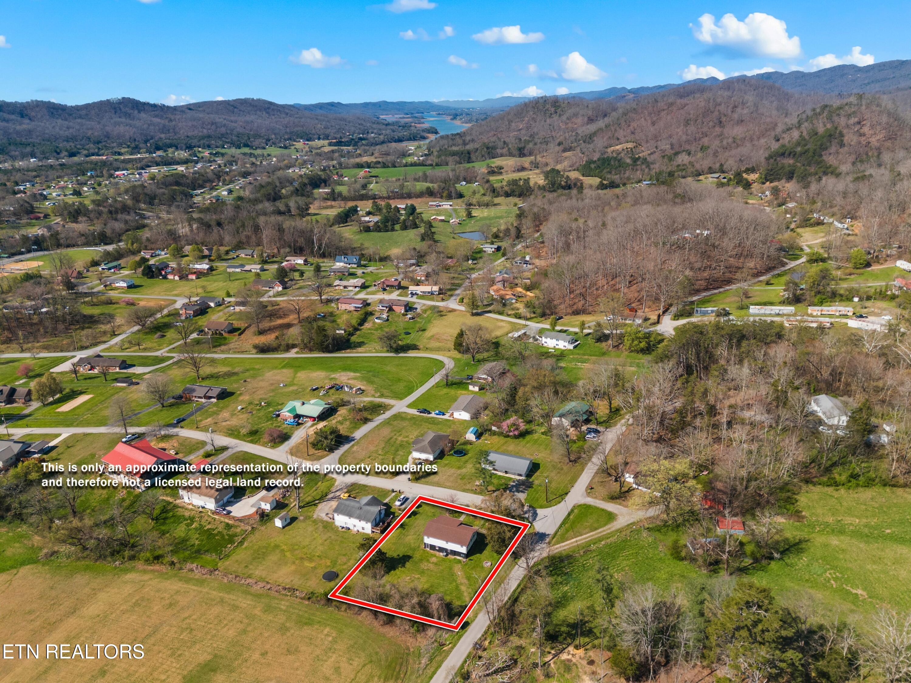 300 Glade Circle Bean Station, TN 37708 - Photo 33 of 37 004-300GladeCircle-BeanStation-TN-37708-