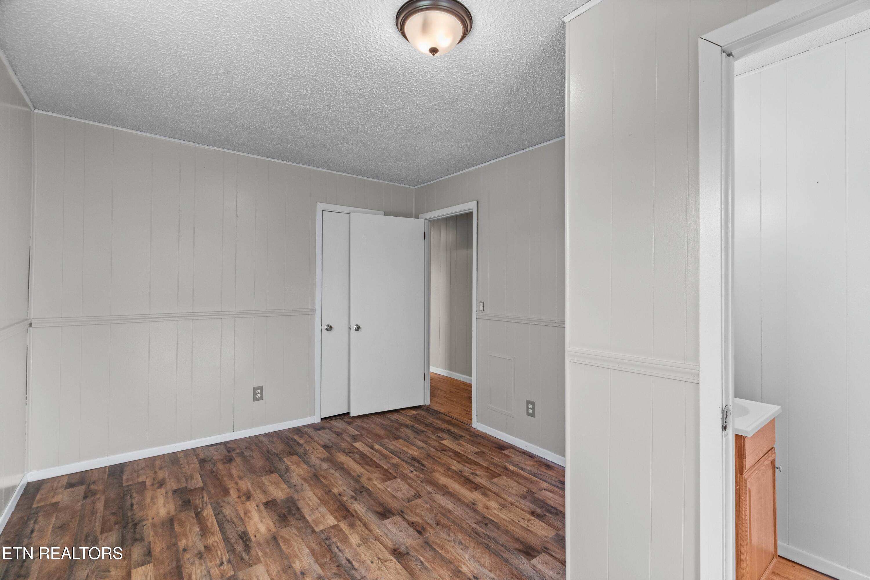 300 Glade Circle Bean Station, TN 37708 - Photo 10 of 37 012-300GladeCircle-BeanStation-TN-37708-