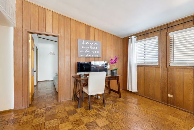 $350,000 | 224 South Kainer Avenue, Barrington, IL 60010