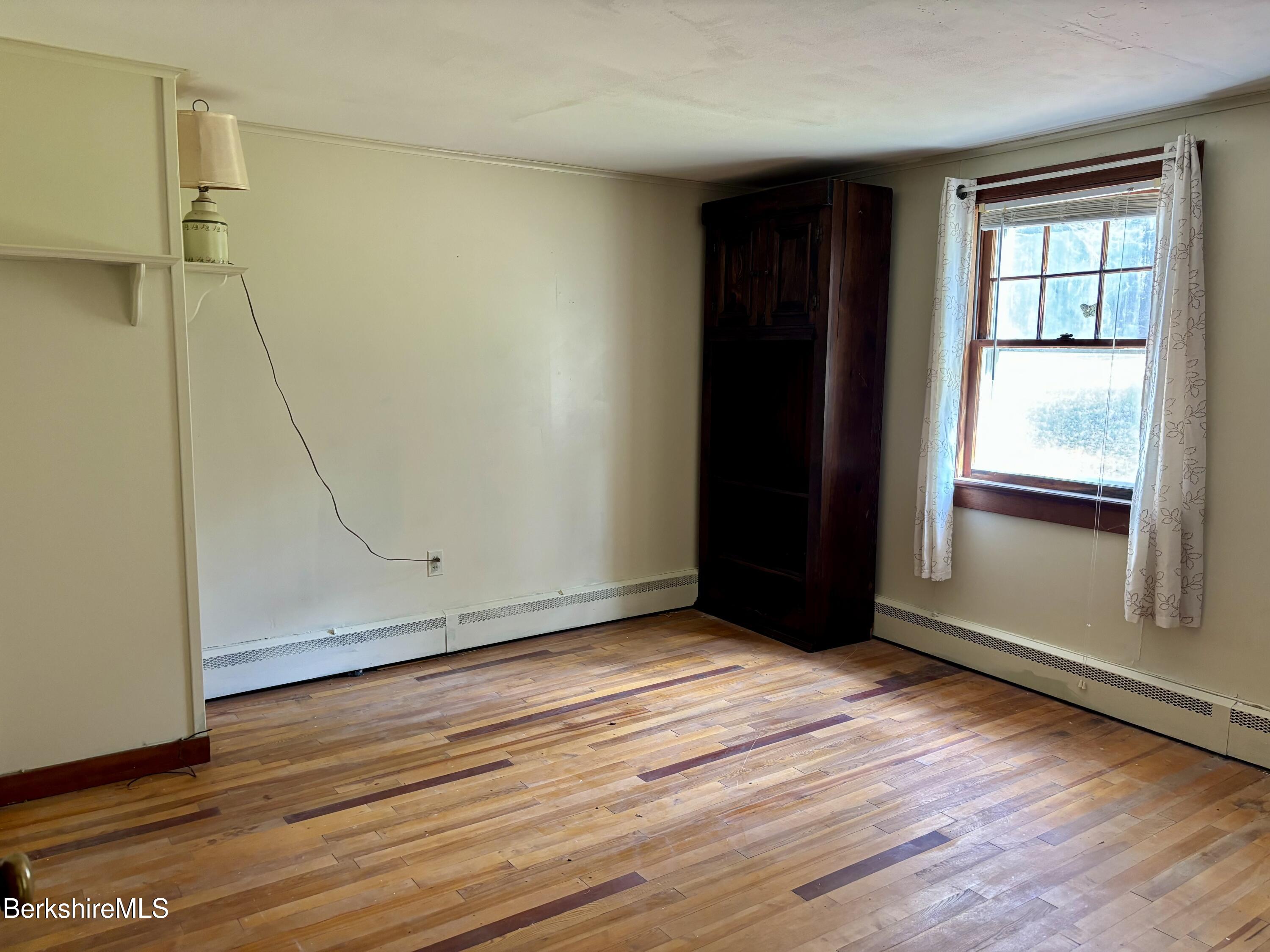 1114 County Road Sheffield, MA 01230 - Photo 11 of 21 1st flr bdrm 1