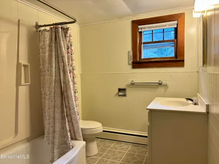 $295,000 | 1114 County Road, Sheffield, MA 01230