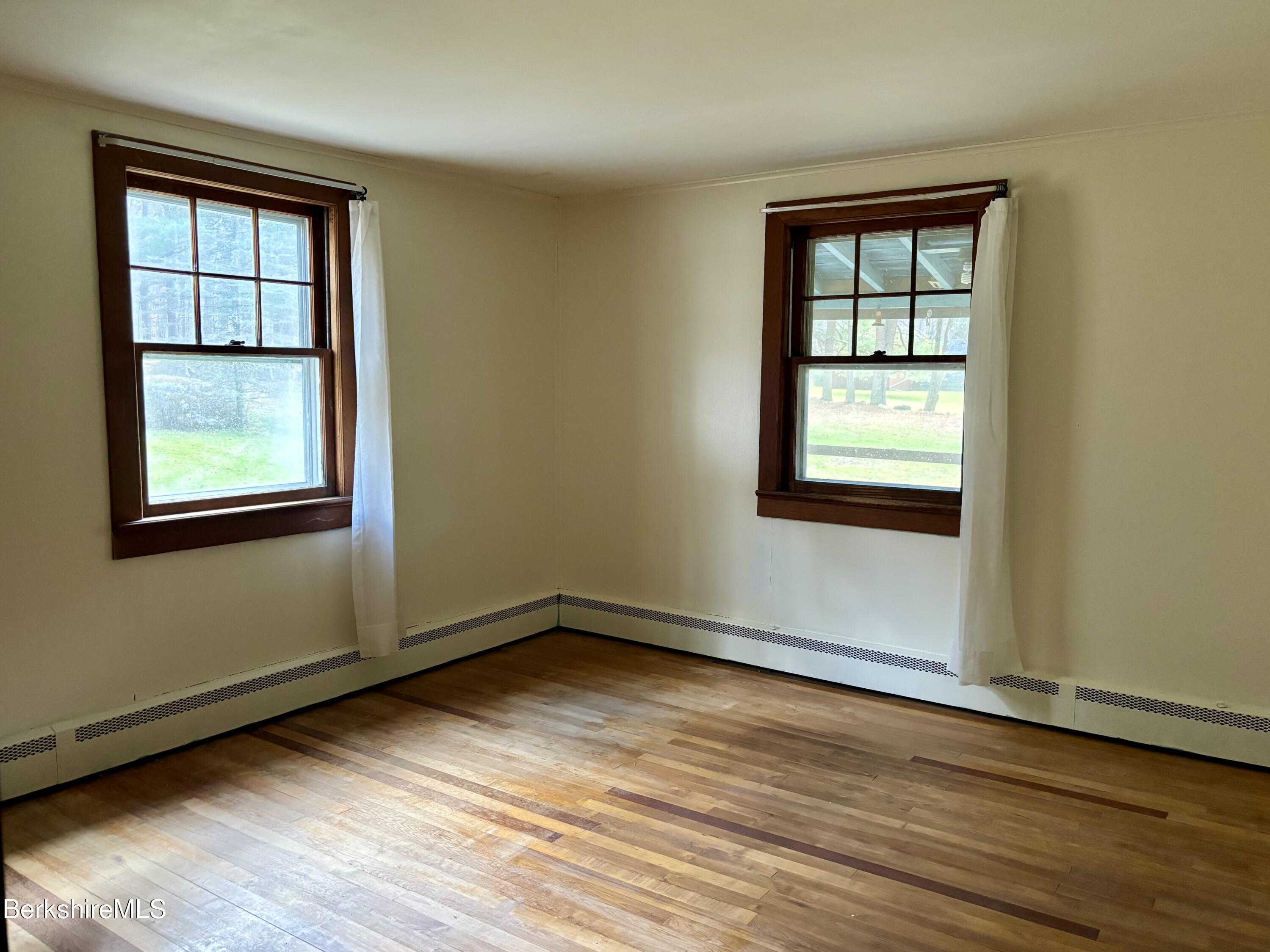 1114 County Road Sheffield, MA 01230 - Photo 13 of 21 1st flr bdrm 2