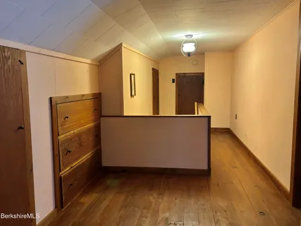 $295,000 | 1114 County Road, Sheffield, MA 01230