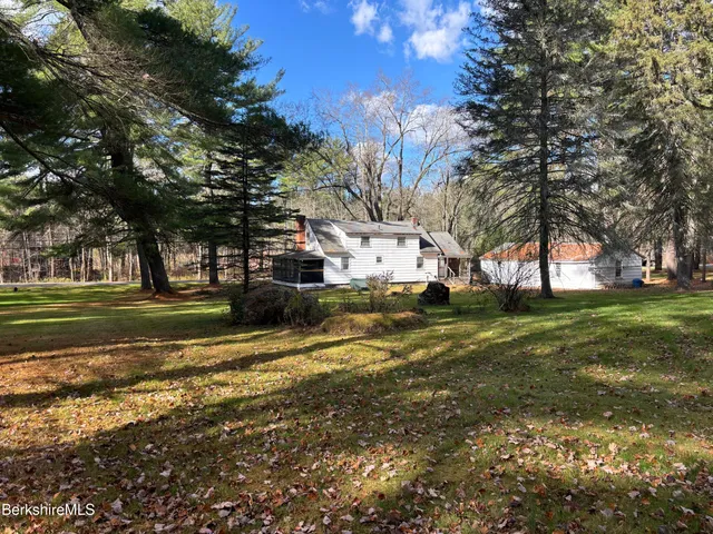 $295,000 | 1114 County Road, Sheffield, MA 01230