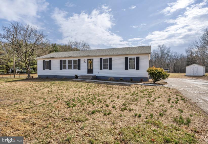 1230 Winslow Road Williamstown, NJ 08094 - Photo 3 of 34 a front view of a house with garden
