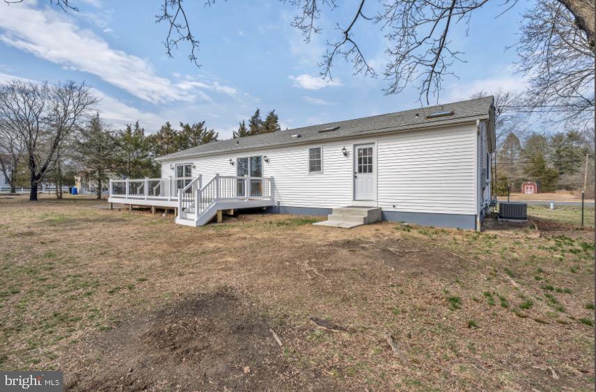 1230 Winslow Road Williamstown, NJ 08094 - Photo 5 of 34 a view of a house with a backyard