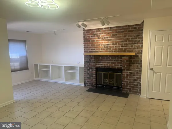 $2,695 | 90 English Run Circle, Sparks, MD 21152