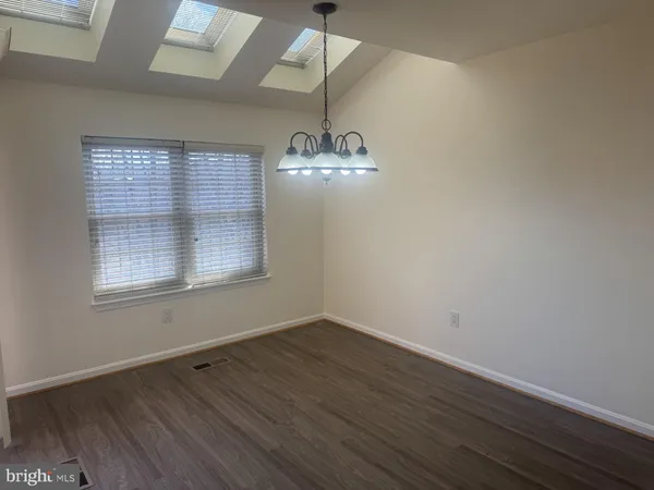 $2,695 | 90 English Run Circle, Sparks, MD 21152