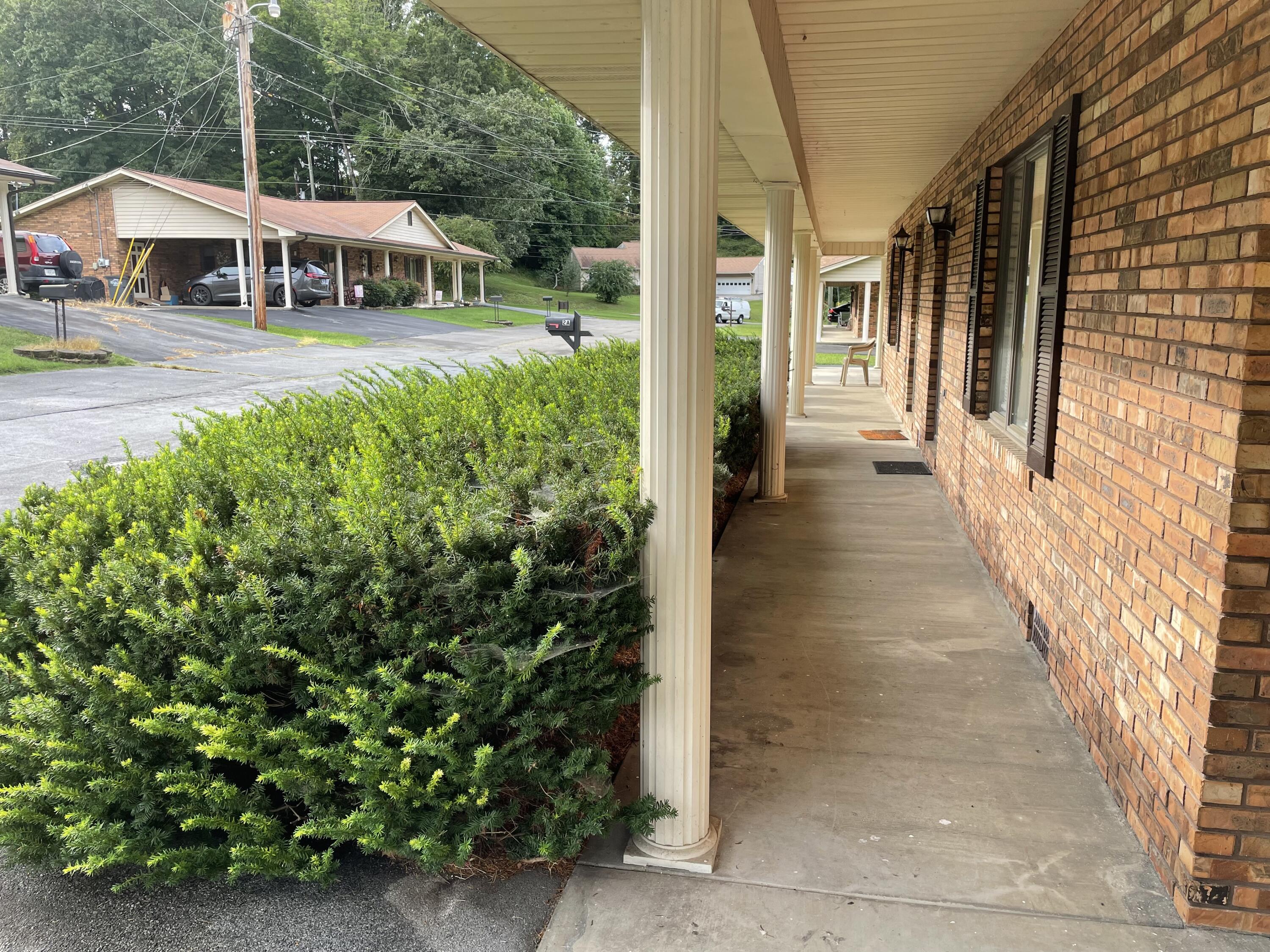 435 Ridgefields Road, Unit 2B Kingsport, TN 37660 - Photo 2 of 17 002Ridgefields_435
