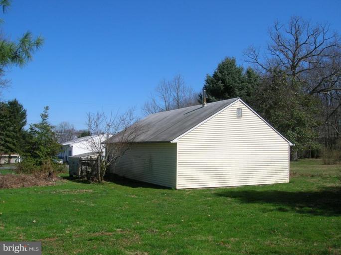 22 St Marys Road Pylesville, MD 21132 - Photo 7 of 13 Garage 2