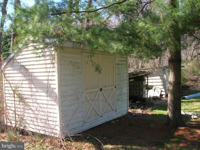 22 St Marys Road Pylesville, MD 21132 - Photo 8 of 13 Shed