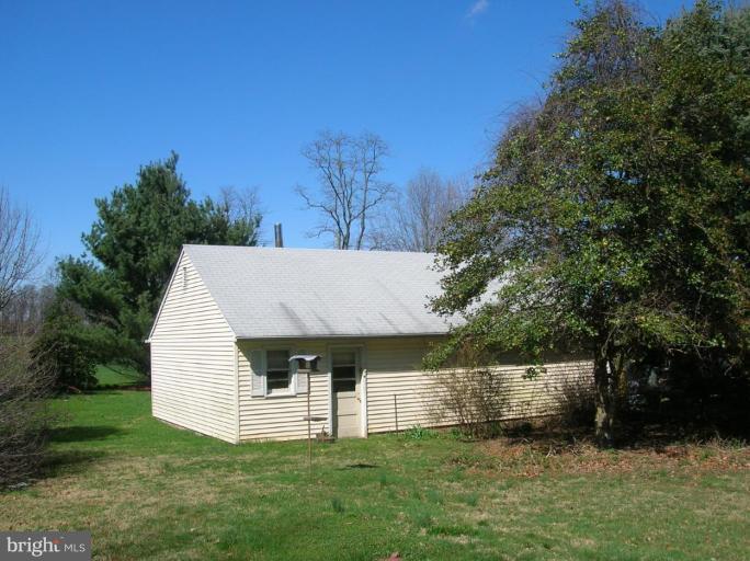 22 St Marys Road Pylesville, MD 21132 - Photo 9 of 13 Workshop