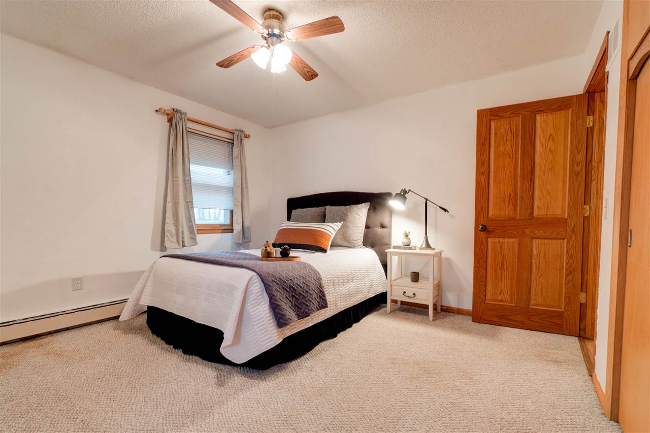 834 4th Street Kalona, IA 52247 - Photo 26 of 37 Gallery Image 26