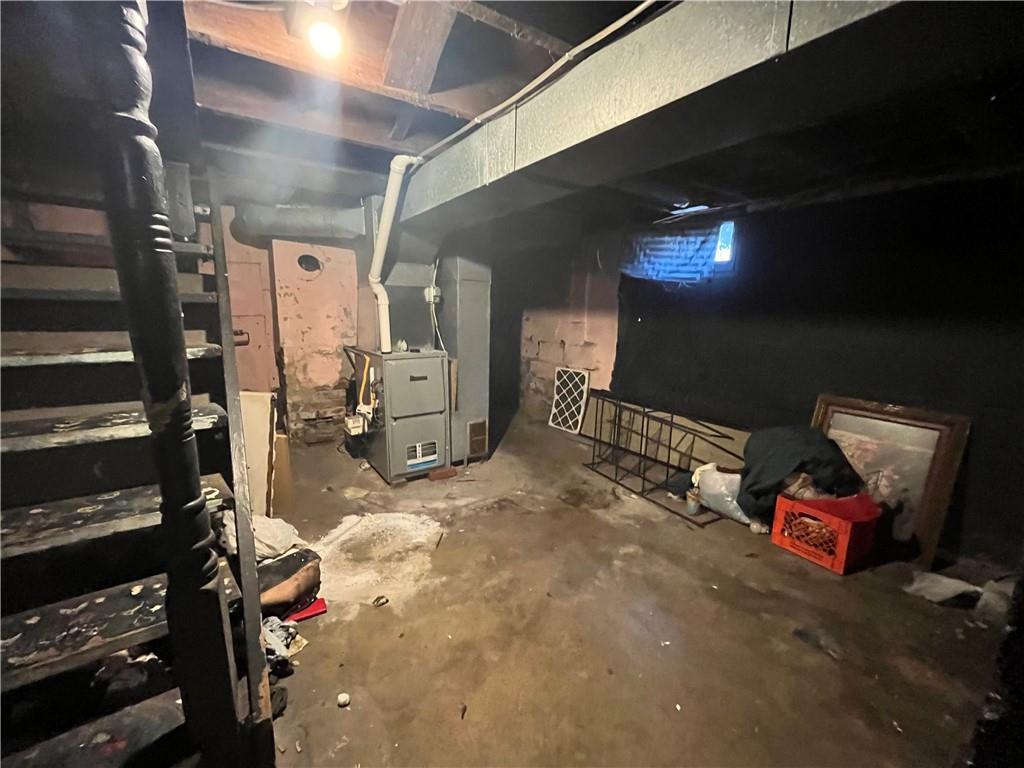 439 Malleable Street Sharon, PA 16146 - Photo 16 of 20 a view of a room with gym equipment