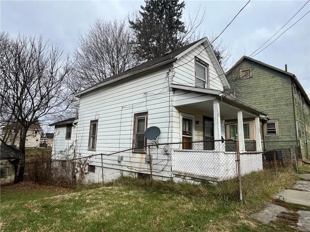 $54,000 | 439 Malleable Street, Sharon, PA 16146