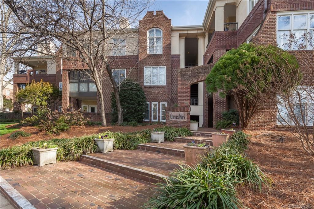 325 Queens Road, Unit 17 Charlotte, NC 28204 - Photo 1 of 25 Gallery Image 1