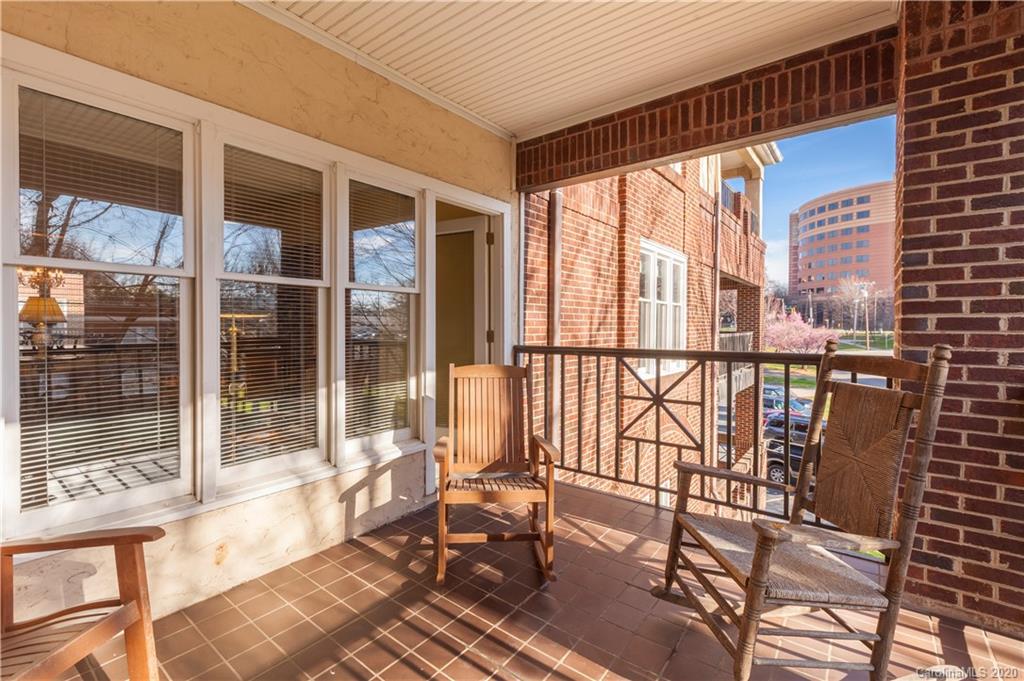325 Queens Road, Unit 17 Charlotte, NC 28204 - Photo 12 of 25 Gallery Image 12