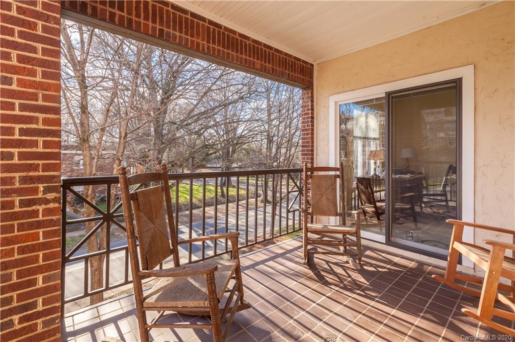 325 Queens Road, Unit 17 Charlotte, NC 28204 - Photo 13 of 25 Gallery Image 13