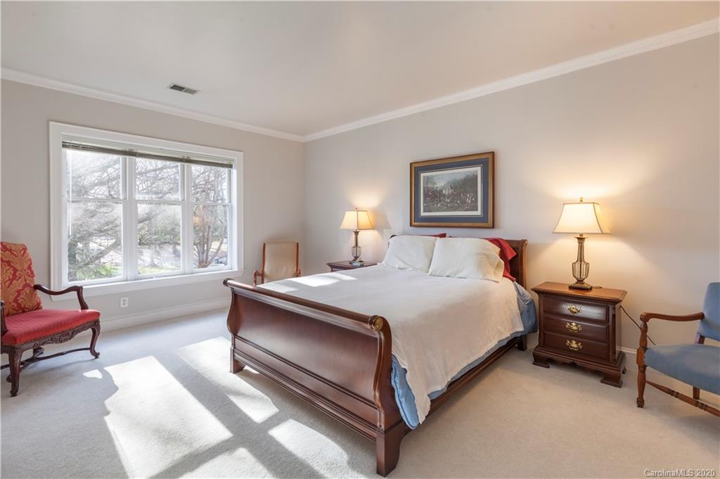 325 Queens Road, Unit 17 Charlotte, NC 28204 - Photo 17 of 25 Gallery Image 17