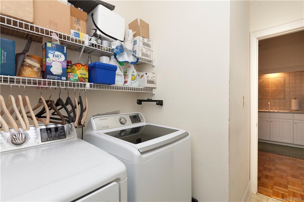 325 Queens Road, Unit 17 Charlotte, NC 28204 - Photo 8 of 25 Gallery Image 8