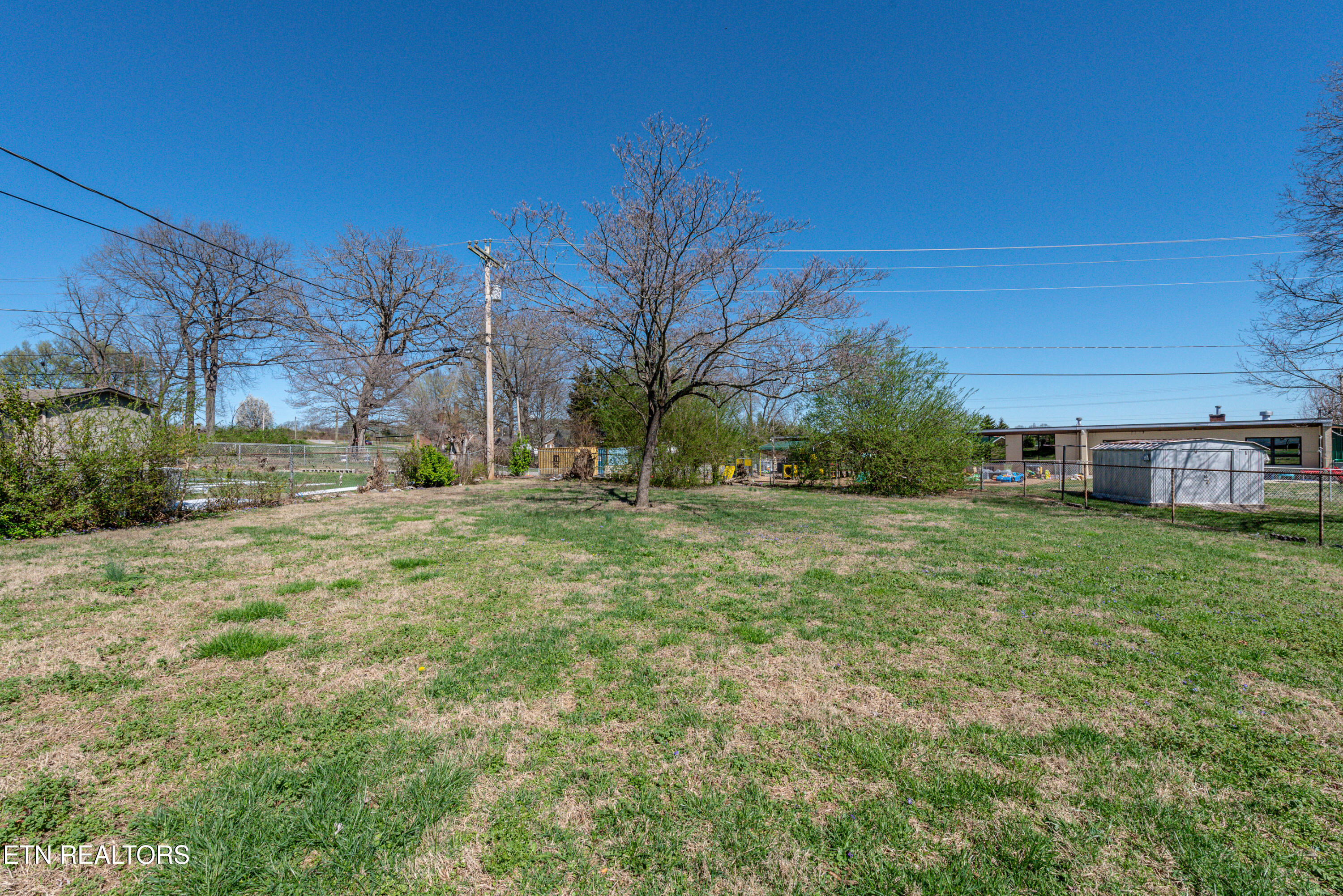 1814 Kettering Road Alcoa, TN 37701 - Photo 2 of 10 DSC_3232
