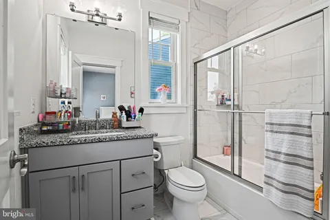 $1,950,000 | 1416 Ross Drive Southwest, Vienna, VA 22180