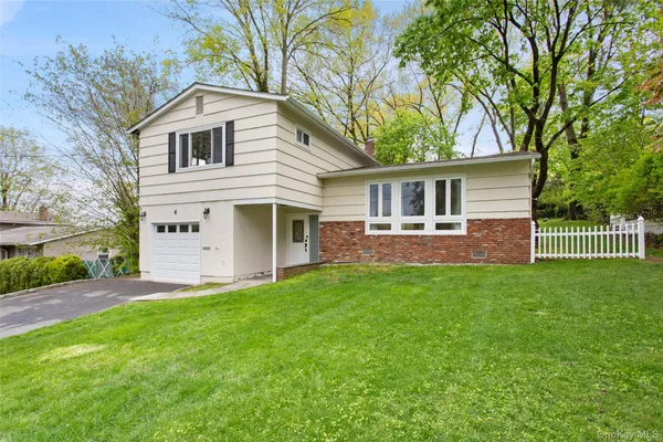 $7,000 | 4 Kingwood Road, Scarsdale, NY 10583
