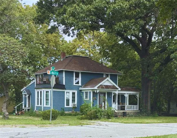 $290,000 | 302 East Hulett Street, Edgerton, KS 66021